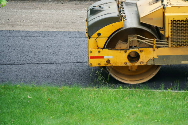 Best Driveway Paving Contractor  in Suncrest, WA